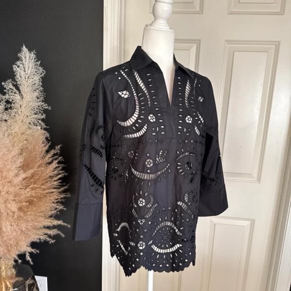 Zara Black Embroidered Eyelet Scallop Hem Blouse size Small - Picture 5 of 12
